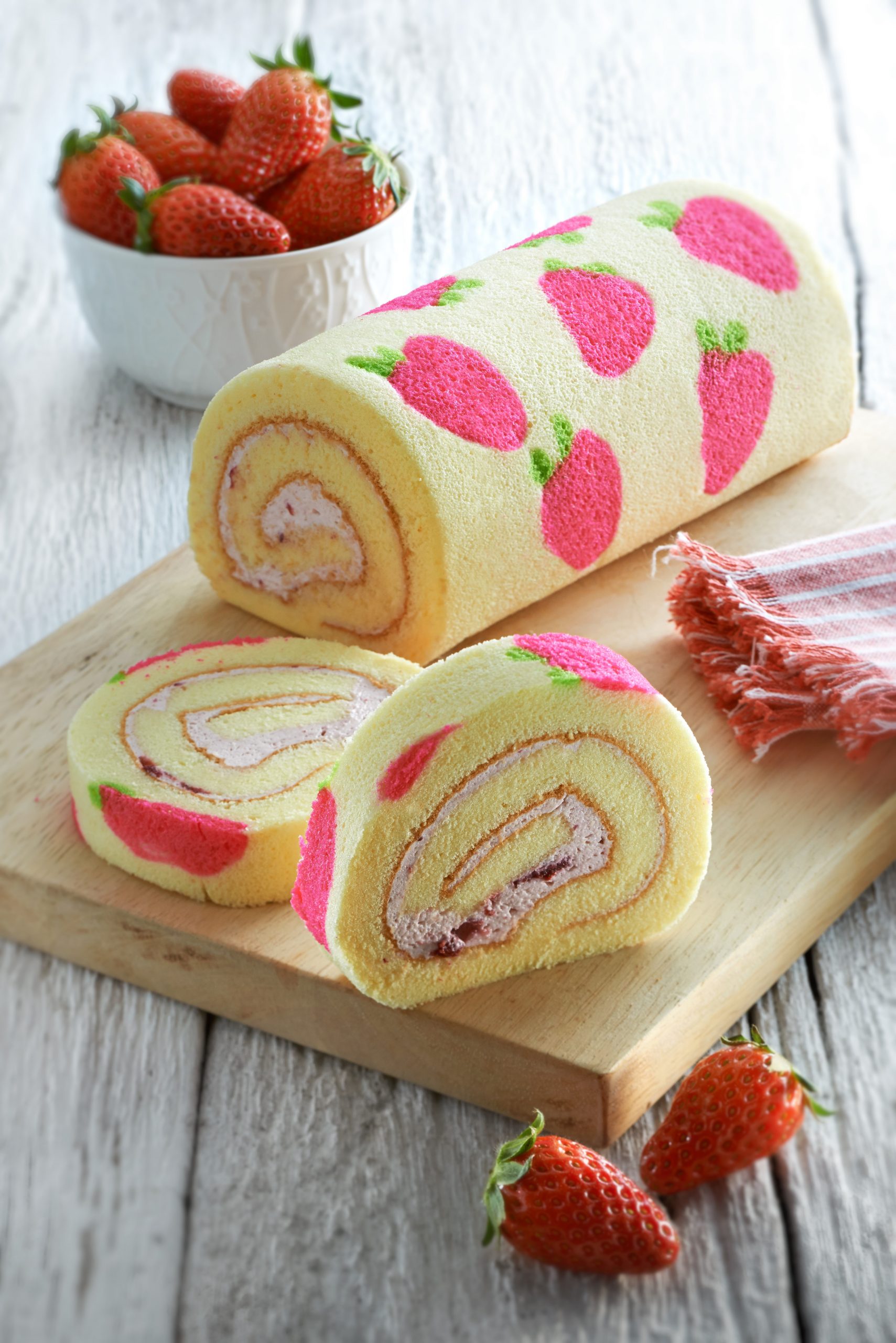 B. Signature Swiss Roll (6") - 招牌瑞士卷
