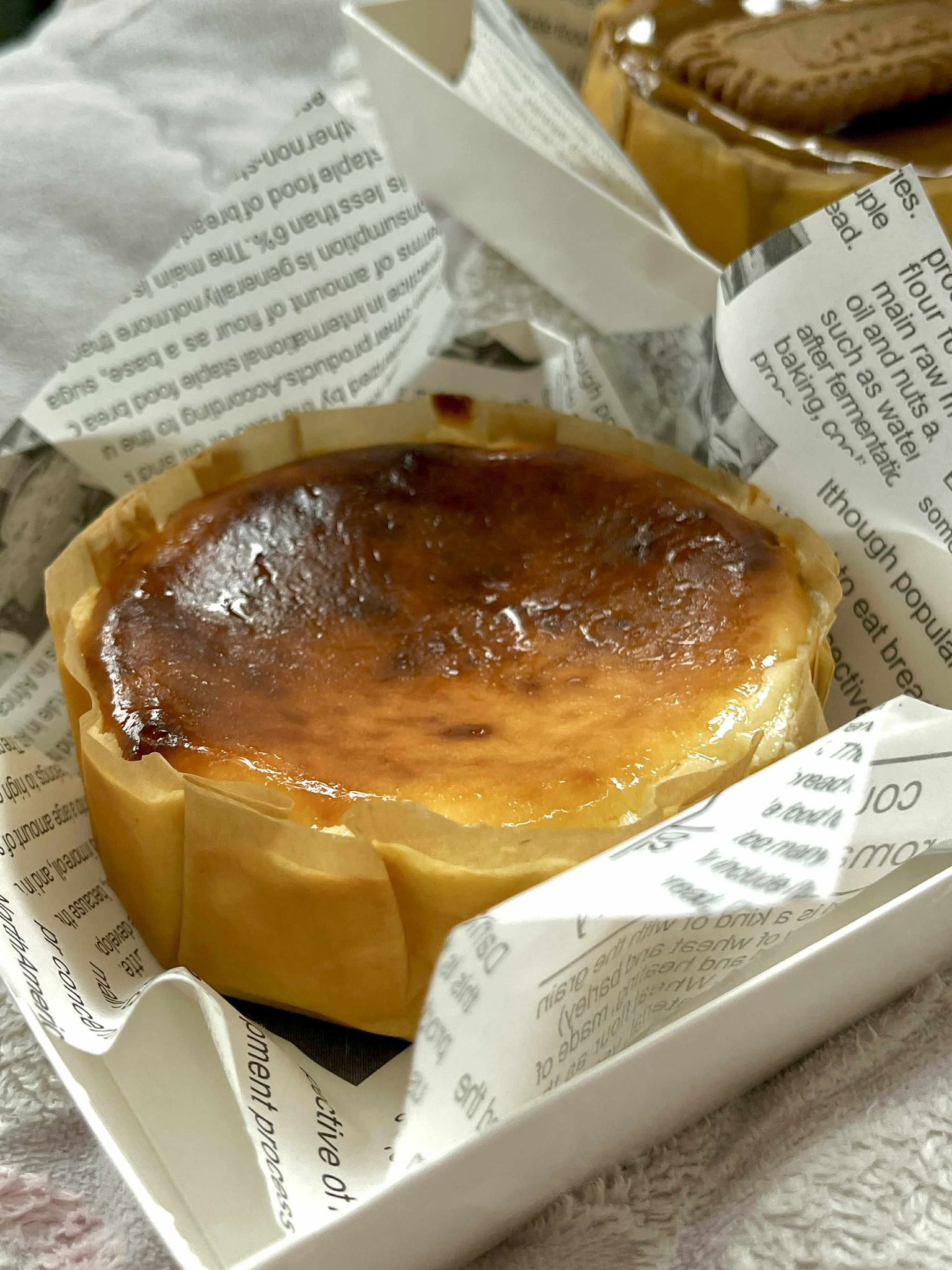 M. Basque Burnt Cheese Cake - 巴斯克芝士蛋糕